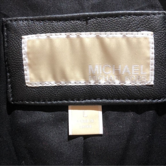 Michael Kors Black Soft Leather Moto Jacket size Large worn once EUC - Picture 4 of 7
